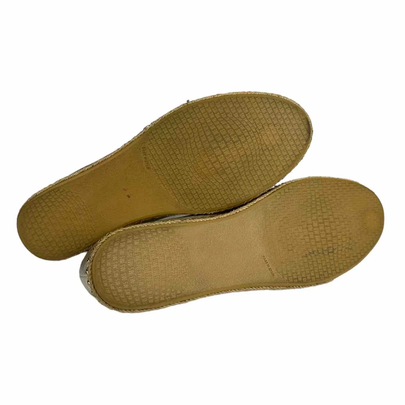 STUART WEITZMAN DAYTON Metallic Gold Flat Size 7