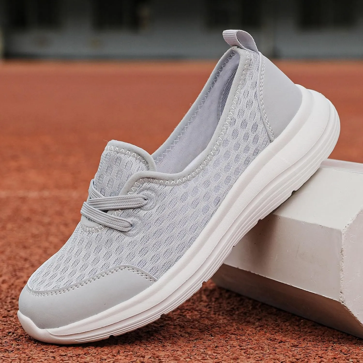 Women's Sneakers Lightweight Slip On Sport Shoes Arch Support Orthopedic Shoes Slip-On Walking Shoes Flat Loafer